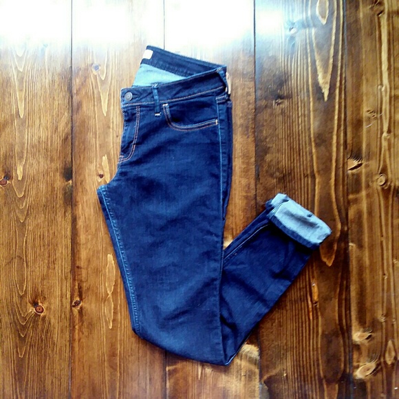 Hollister Pants - HOLLISTER DARK JEANS WITH CONTRAST SEAMS